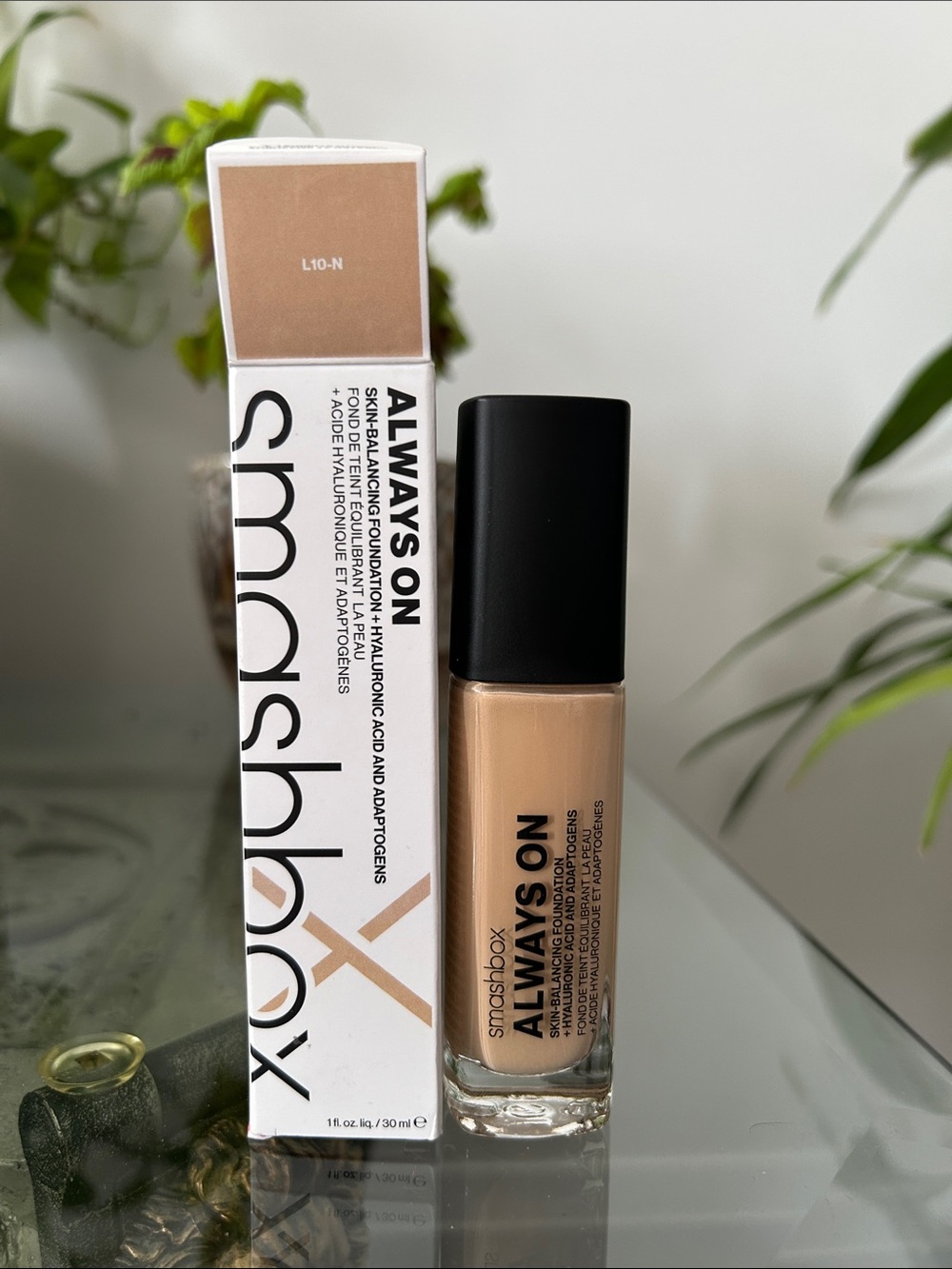 Smashbox Skin Balancing Foundation in L10-N